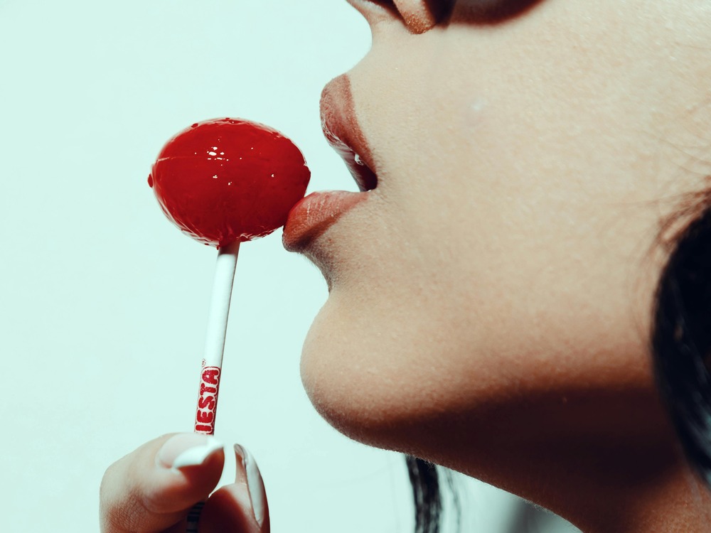 Oil pulling prevents cavities and bad breath – here’s your 101